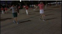 河南旅行, 郑州街头遇见很特别的广场舞其他地方可以学习