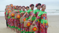 南三麻弄村舞蹈队《渔家姑娘在海边》摄制：李观起