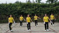 金桥公园阳光健身队演绎优柔原创舞步操第一套第一节