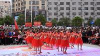 2019新宁崀山国际商业广场舞大赛；回龙老年大学舞蹈队；红红的中国