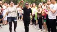 (郑州公园尬舞团第80集)吉吉国王和新搭档小奶牛的首秀-广场舞-街舞-社会摇