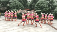2018最有特色的团队版藏族舞《苗乡侗寨请你来》幸福天天广场舞