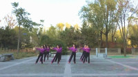 北京依心月舞蹈队广场舞《一万个舍不得》正背面演示与动作分解
