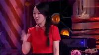 杨钰莹登台跳广场舞, 一段《小苹果》加上羞涩的舞姿, 嗨翻全场