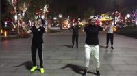 木公拍广场舞: 动感的舞姿 强晶的舞步 大众最爱的广场舞