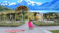 最美藏族女孩跳广场舞《山水间》用实力征服你