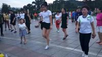 3个美女广场跳鬼步舞《奢香夫人》视频制作: 小太阳