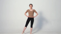 中国古典舞蹈追步的练习，看老师怎么示范，细节别大意