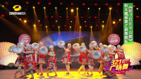 苗寨风情广场舞《桔子挂在半山腰》，精美服饰，欢快活泼！