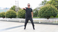 墨镜大哥教你经典18步广场舞瘦身操《情歌继续唱》，附精简教学！