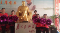 电影《地道战》插曲：《太阳出来照四方》广场舞，建国70周年怀念开国领袖毛主席
