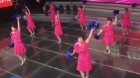 广场舞《中华大舞台》演出，大妈超水平发挥，效果太棒了！
