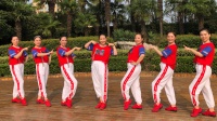 看靓女们演绎《赢在江湖》时尚的舞步帅气的手势超级棒
