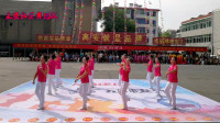 动感健身广场舞《最美的中国》舞步欢快 时尚大方