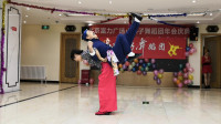 广场舞《我的快乐就是想你》刘怀义老师和赵丽萍老师舞步轻盈好看