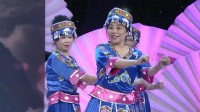 欢快苗寨风情广场舞《幺妹住在十三寨》，这么好看的视频不看吗？