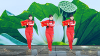 广场舞《红红火火中国年》欢快喜庆，中国加油