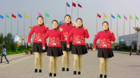 新潮广场舞《大笑江湖》，节奏动感音乐美，红遍千家万户