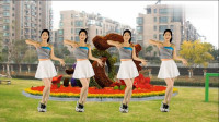 热门广场舞《玫瑰花开》舞姿时尚靓丽，美女妖娆性感迷人！