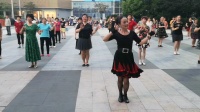 （119）广场舞《微笑吧》万达广场舞友姊妹欢快舞动。徐淡吟老師🌹🌴💄💐