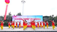 广场舞：最美的中国，辅导老师：郑金枝，表演：开封市俏金秋艺术团