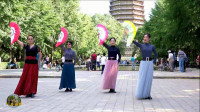 紫竹院广场舞《风含情水含笑》，半年没跳有点忘了，舞姿很美！