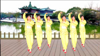 大家好，请欣赏广场舞《印度最新藏歌》节奏动感时尚，欢快俏皮美