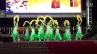 红兴隆工人活动中心舞蹈队《我们的祖国歌甜花香 》   伴舞
