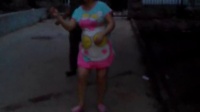 怀孕8月的孕妇跳广场舞