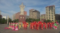 宁远县老年大学艺术团《红红的灯笼舞起来》在舜帝广场排练