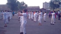 哈尔滨龙江家属区广场舞队－18步.祝毛主席万寿无疆