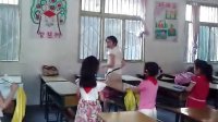 小钟老师教小朋友舞蹈