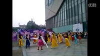 岳阳洞庭舞校九华山广场舞队舞蹈——云朵上的羌寨、欢乐海洋
