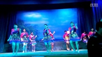 化龙眉山村傲雪舞蹈队--《我在人民广场跳广场舞》12人变队形