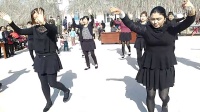 新疆农村妇女的风采，庆三八广场舞表演之（九）
