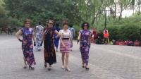 紫竹院广场舞模特秀～漫步人生路