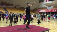 《站在草原望北京》男！健身广场舞正面视频