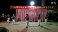 V丰尚国际广场舞《山水情歌》领队立萍。