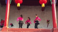 尹庄村广场舞站在草原望北京