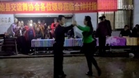 固始，胡族，马岗广场舞在金钟村汇演。