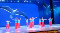 凤琳舞蹈队表演广场舞《家乡的小河》