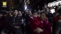 又是奶奶带大的！重庆沙坪坝5岁小女孩领跳广场舞走红