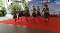 广州增城海伦春天阳光舞队表演(红色娘子军）凤凰城二0一七年四月二十二日
