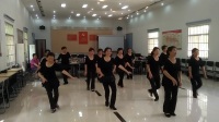 蒲公英合唱团舞蹈队排练《美丽的神话》广场舞