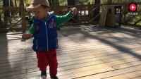 小男孩跳广场舞《魔笛》，太可爱了！