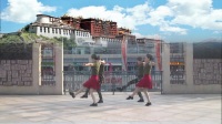 南雄逍遥广场舞（红红的线）双人水兵舞串烧。编舞：马老师，王老师
