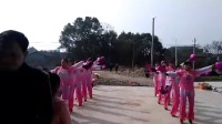 靖安棠港广场舞《火花》12人队形舞
