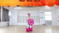 刘荣广场舞《共筑中国梦》原创队形版附教学和背面演示