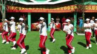 庆祝新中国建国70周年套外村广场舞联谊会之套外翠英广场舞队曳步舞《中国美草原美》片段