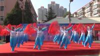 舞蹈《踏歌起舞的中国》??石化幸福小区代表队参加2018重阳节广场舞比赛并获殊荣。